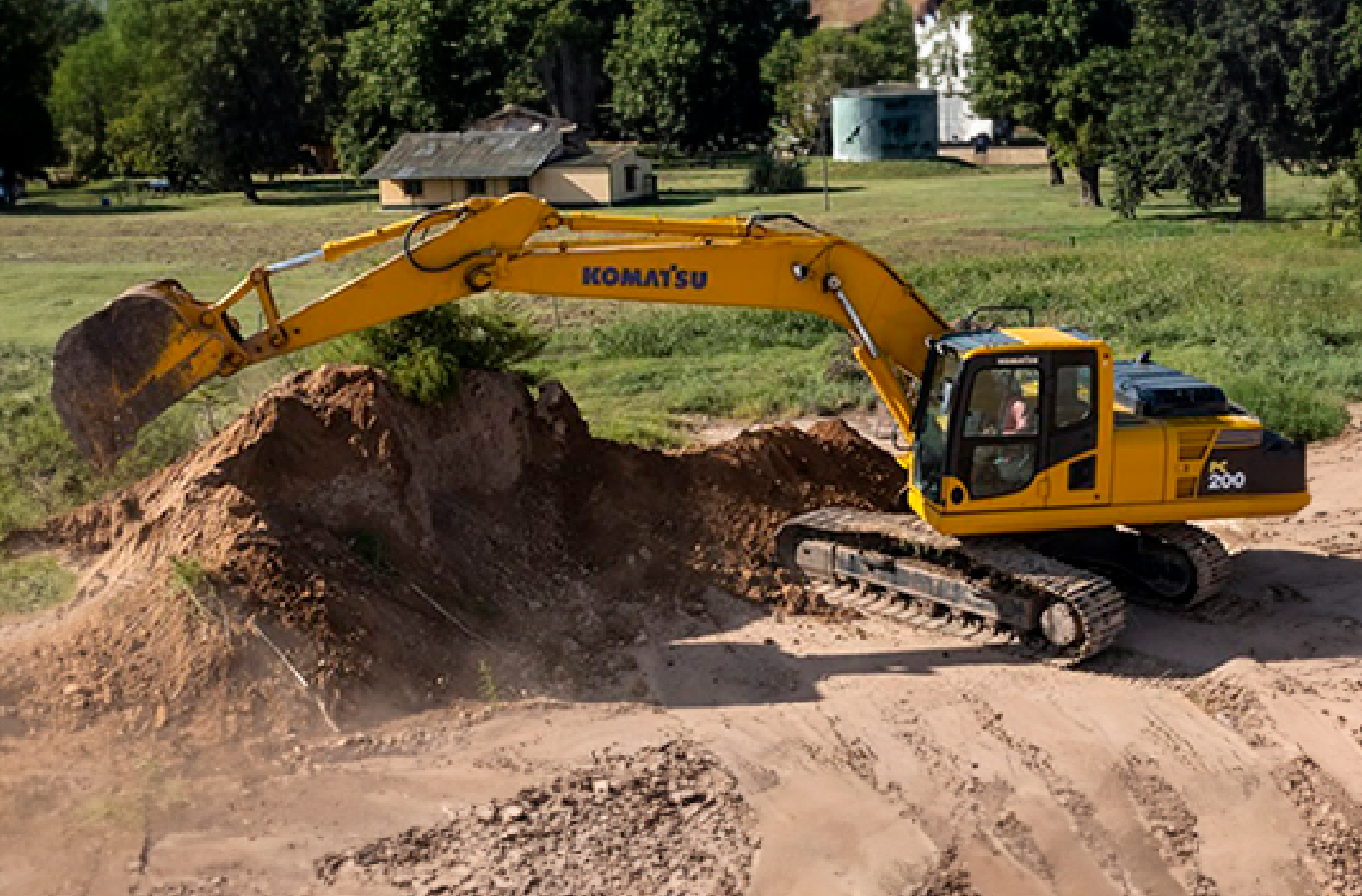 Excavadora PC200